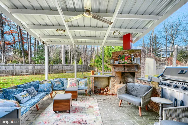 $749,999 | 4 Valley Oak Court, Lutherville-Timonium, MD 21093