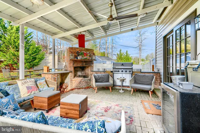 $749,999 | 4 Valley Oak Court, Lutherville-Timonium, MD 21093