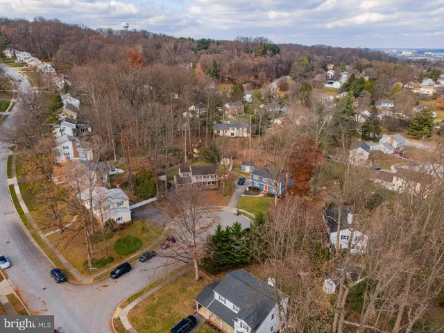 $749,999 | 4 Valley Oak Court, Lutherville-Timonium, MD 21093