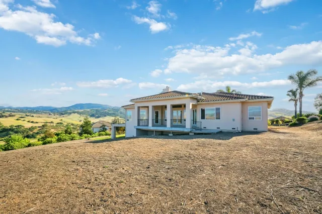 $1,585,000 | 4165 Ashford Circle, Hollister, CA 95023