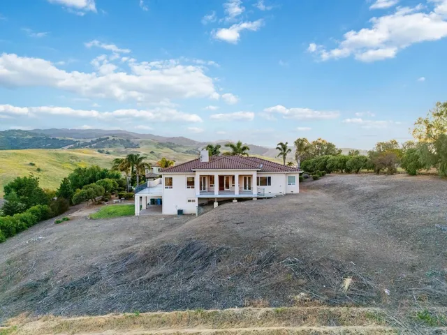 $1,585,000 | 4165 Ashford Circle, Hollister, CA 95023