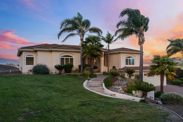 $1,585,000 | 4165 Ashford Circle, Hollister, CA 95023
