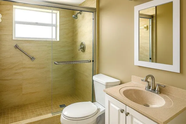 $165,000 | 4650 Washington Street, Unit 210, Hollywood, FL 33021