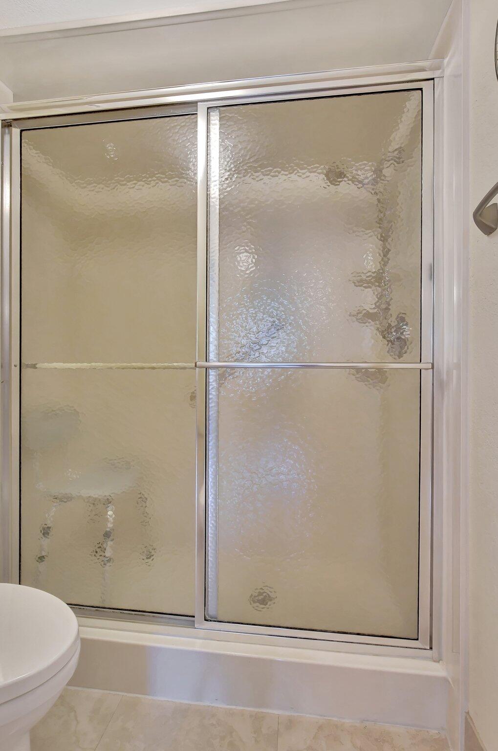 9070 Fairbanks Lane, Unit 4 Boca Raton, FL 33496 - Photo 20 of 39 PRIMARY BATHROOM