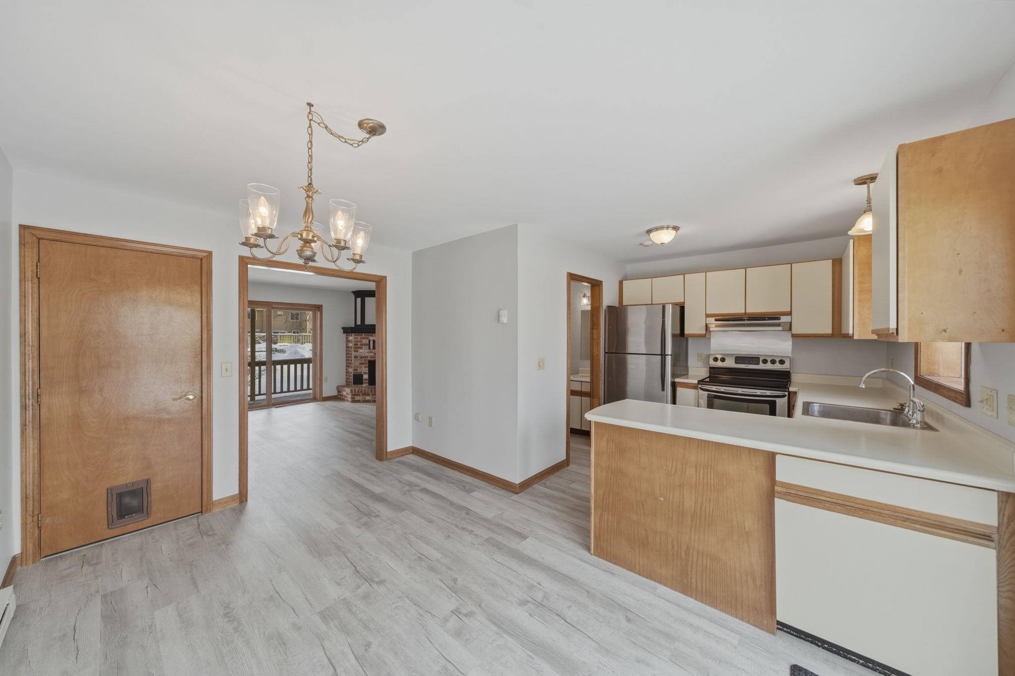 336 Intervale Road, Unit E4 Gilford, NH 03249 - Photo 5 of 26 Gallery Image 5