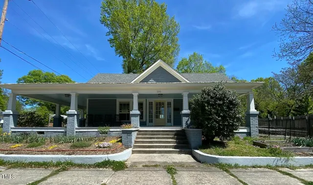 $2,600 | 101 South Briggs Avenue, Durham, NC 27703