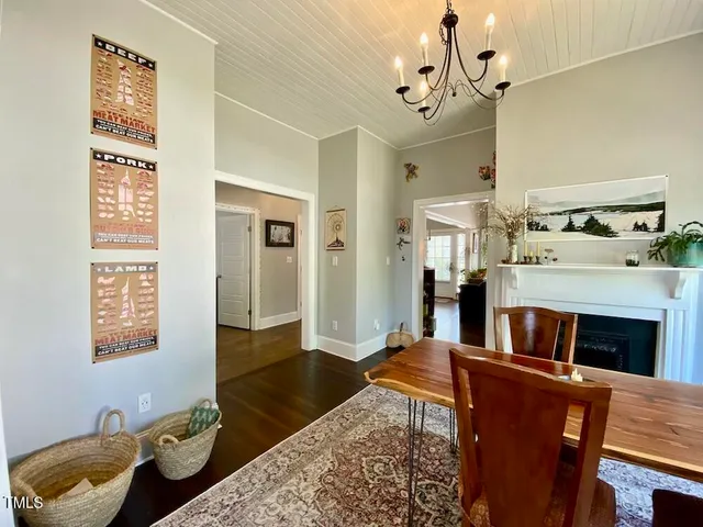 $2,600 | 101 South Briggs Avenue, Durham, NC 27703