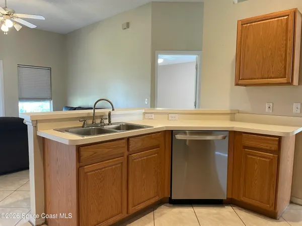 $2,200 | 4521 Decatur Circle, Melbourne, FL 32934
