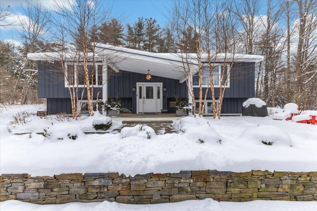 652 Weeks Hill Road Stowe, VT 05672 - Photo 2 of 40