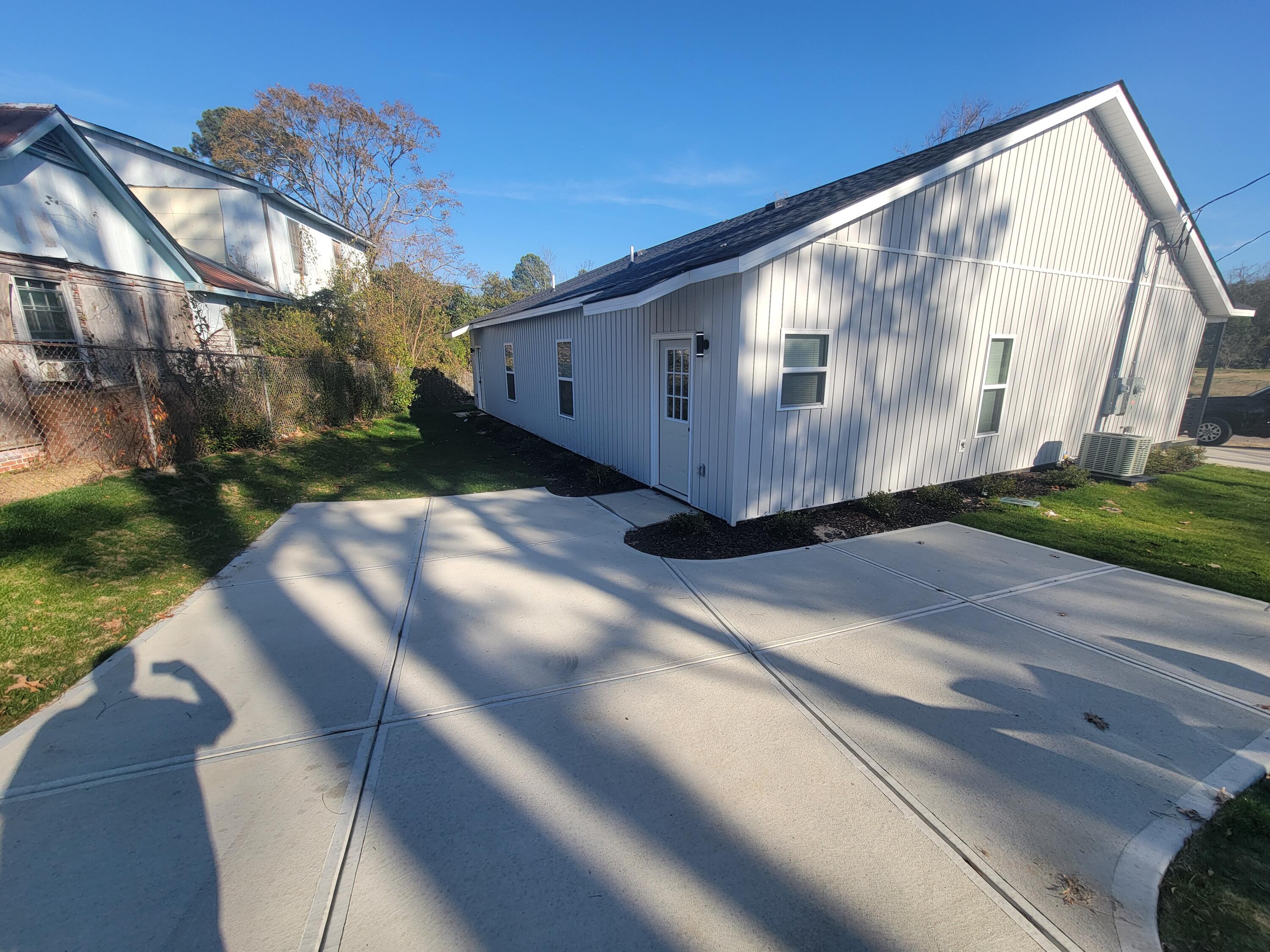 2122 Circular Drive, Unit B Augusta, GA 30906 - Photo 2 of 15 20260217_160247