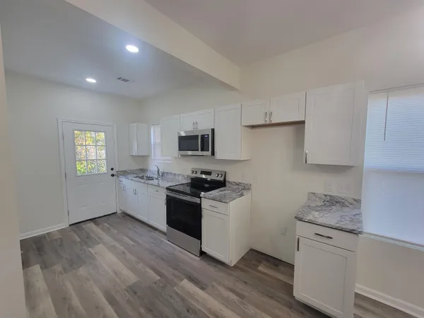 $1,175 | 2122 Circular Drive, Unit B, Augusta, GA 30906