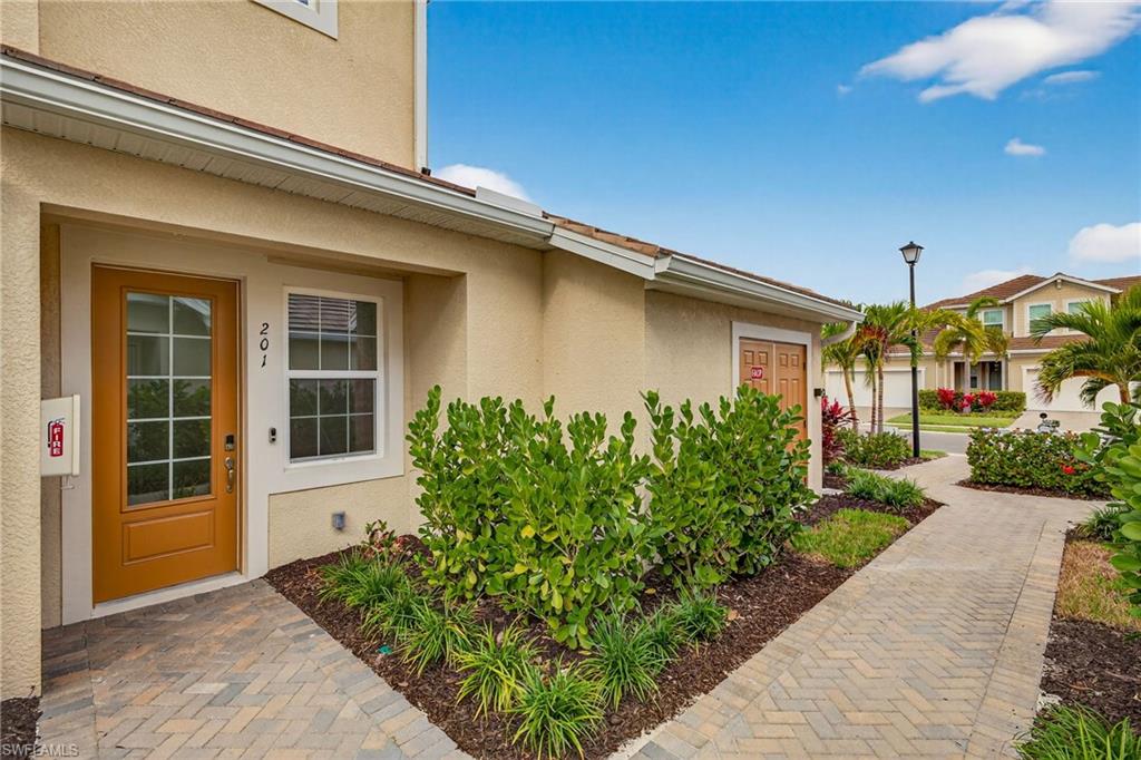 4646 Arboretum Circle, Unit 201 Naples, FL 34112 - Photo 2 of 26