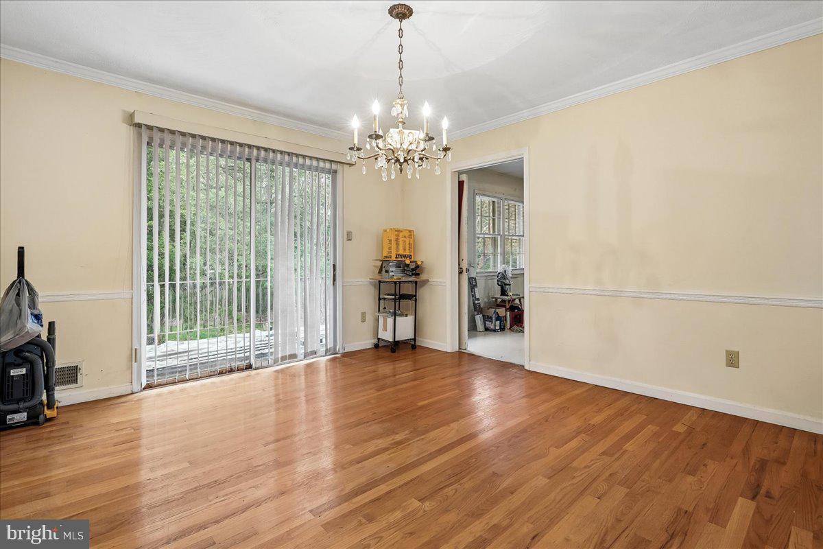 12326 Riverview Road Fort Washington, MD 20744 - Photo 7 of 23 Dining Room with Access to the Balcony