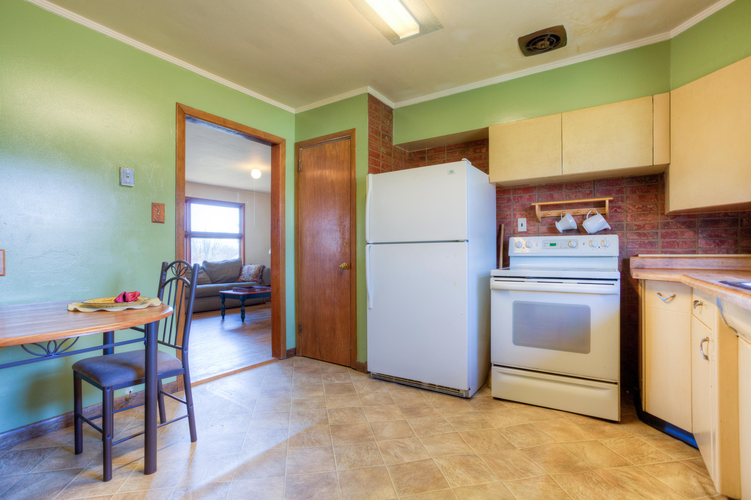 5401 Bluefield Road Knoxville, TN 37921 - Photo 9 of 20 Kitchen_001