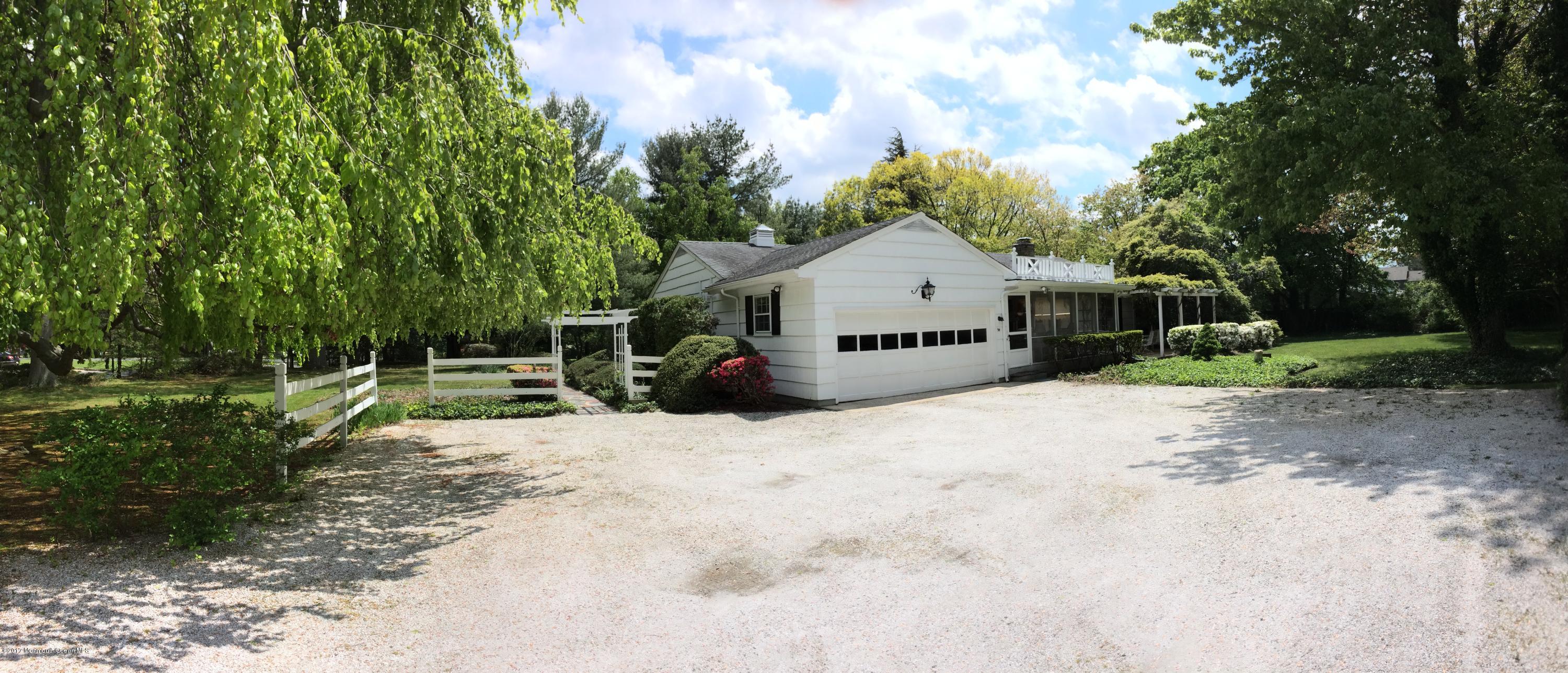 94 Rumson Road Rumson, NJ 07760 - Photo 14 of 16 Oversized Driveway