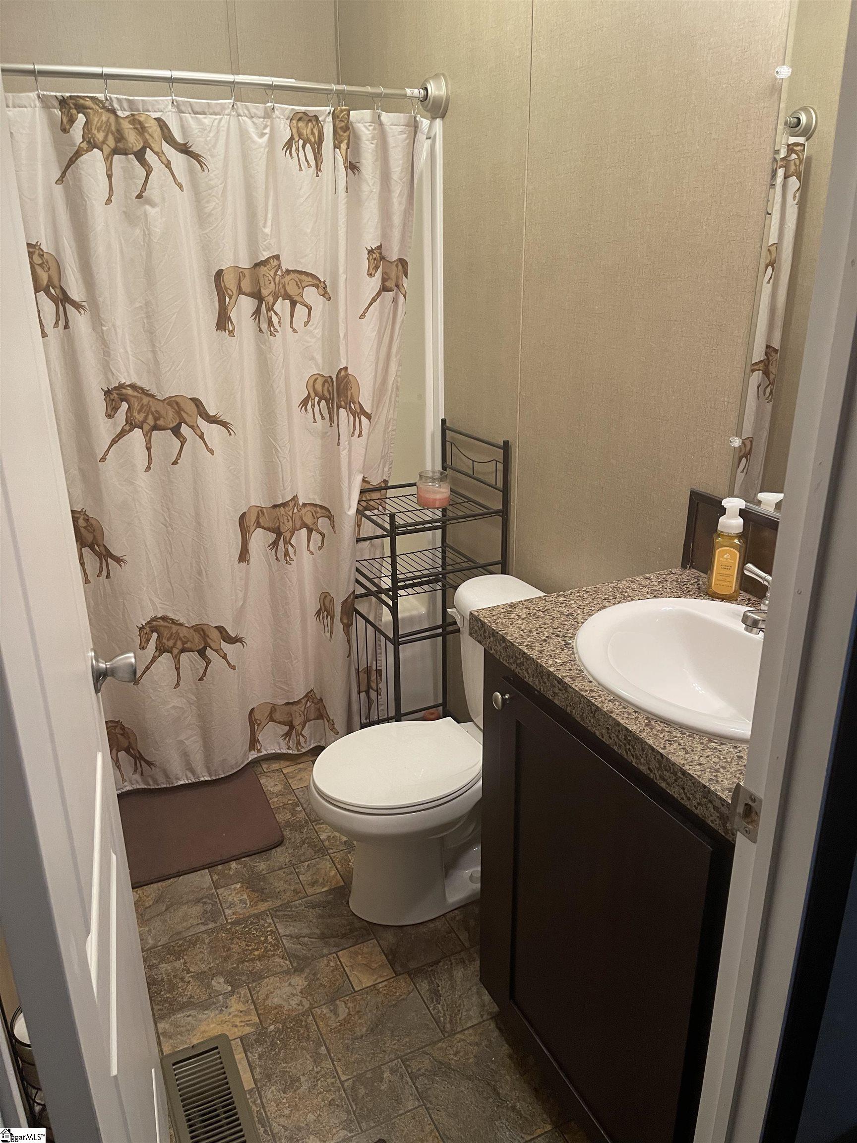 140 Matt Long Road Donalds, SC 29638 - Photo 11 of 18 Gallery Image 11