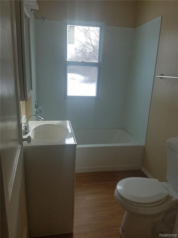 2670 East Maple Road Troy, MI 48083 - Photo 10 of 14