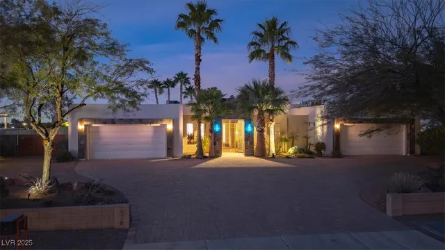$1,800,000 | 928 Santa Helena Avenue, Henderson, NV 89002