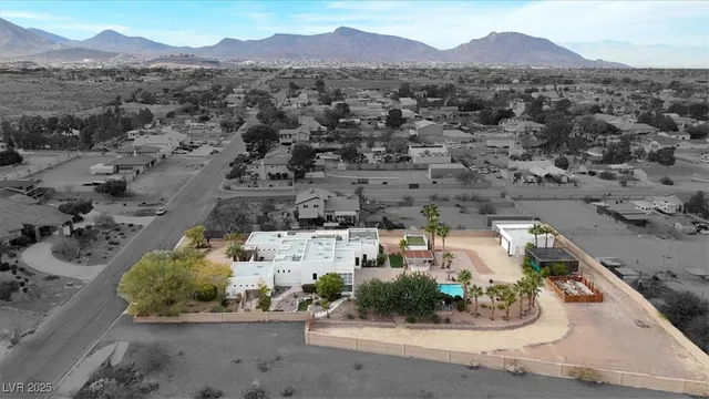 $1,800,000 | 928 Santa Helena Avenue, Henderson, NV 89002