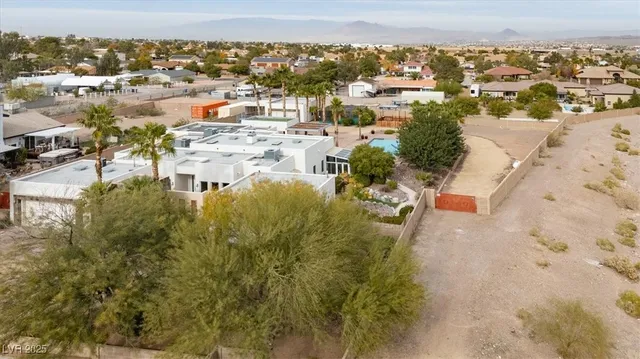 $1,800,000 | 928 Santa Helena Avenue, Henderson, NV 89002