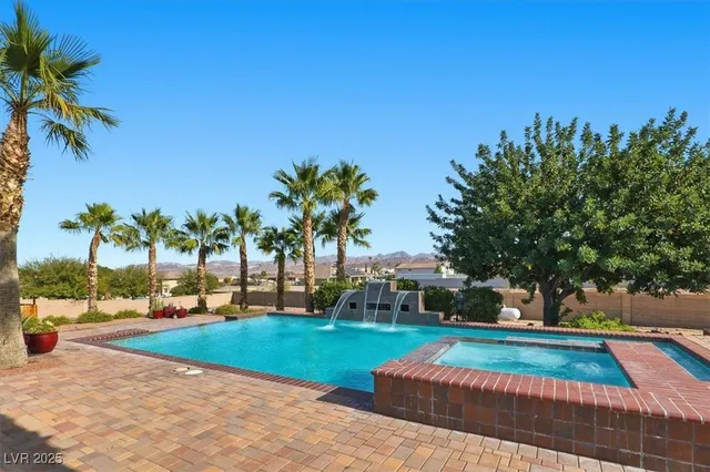 $1,800,000 | 928 Santa Helena Avenue, Henderson, NV 89002
