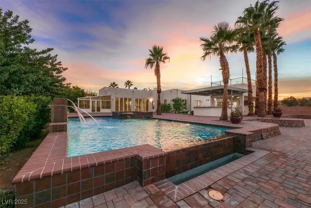 $1,800,000 | 928 Santa Helena Avenue, Henderson, NV 89002