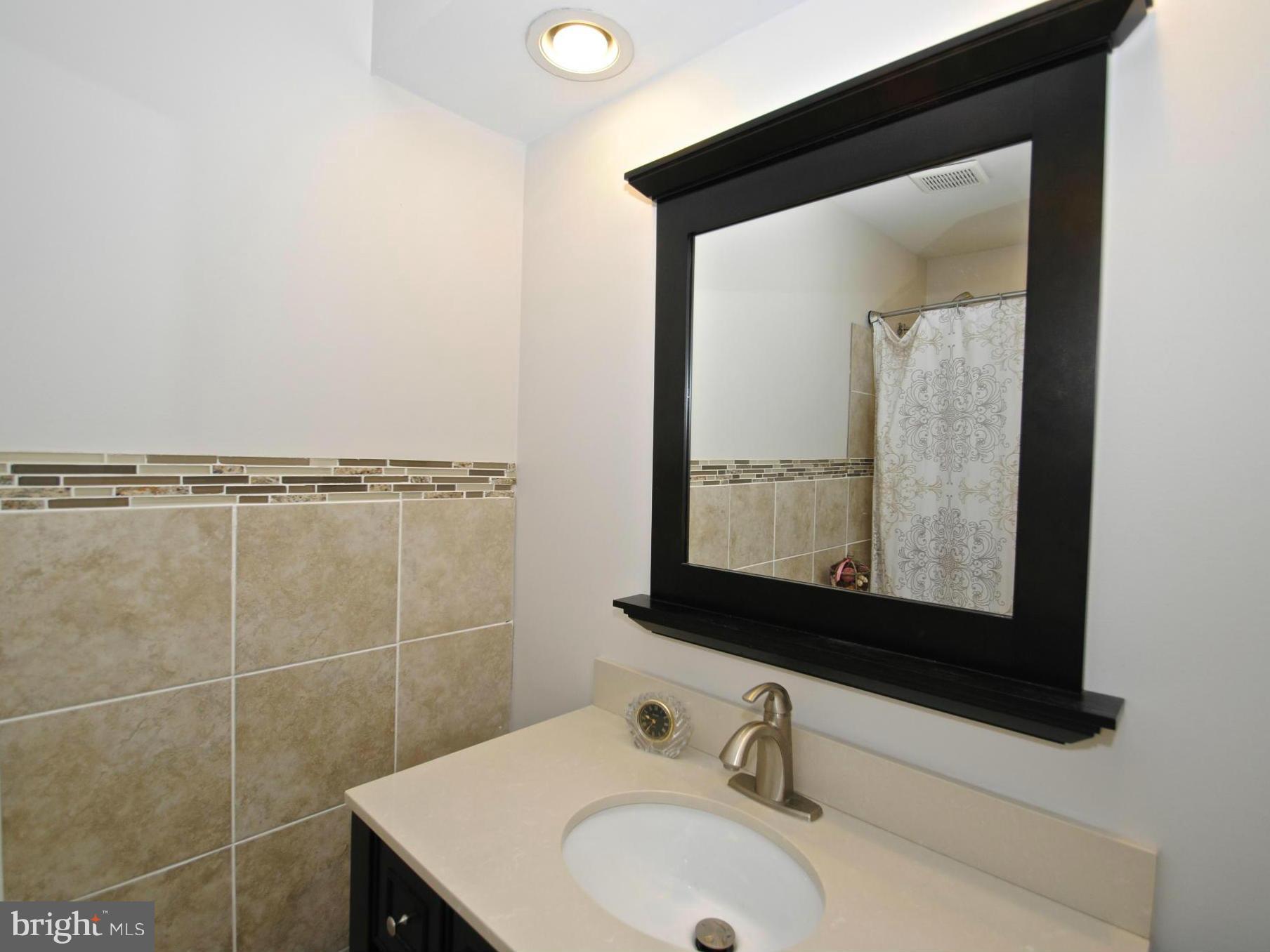 293 Locust Ridge Lane Arnold, MD 21012 - Photo 19 of 30 Bath (Master)