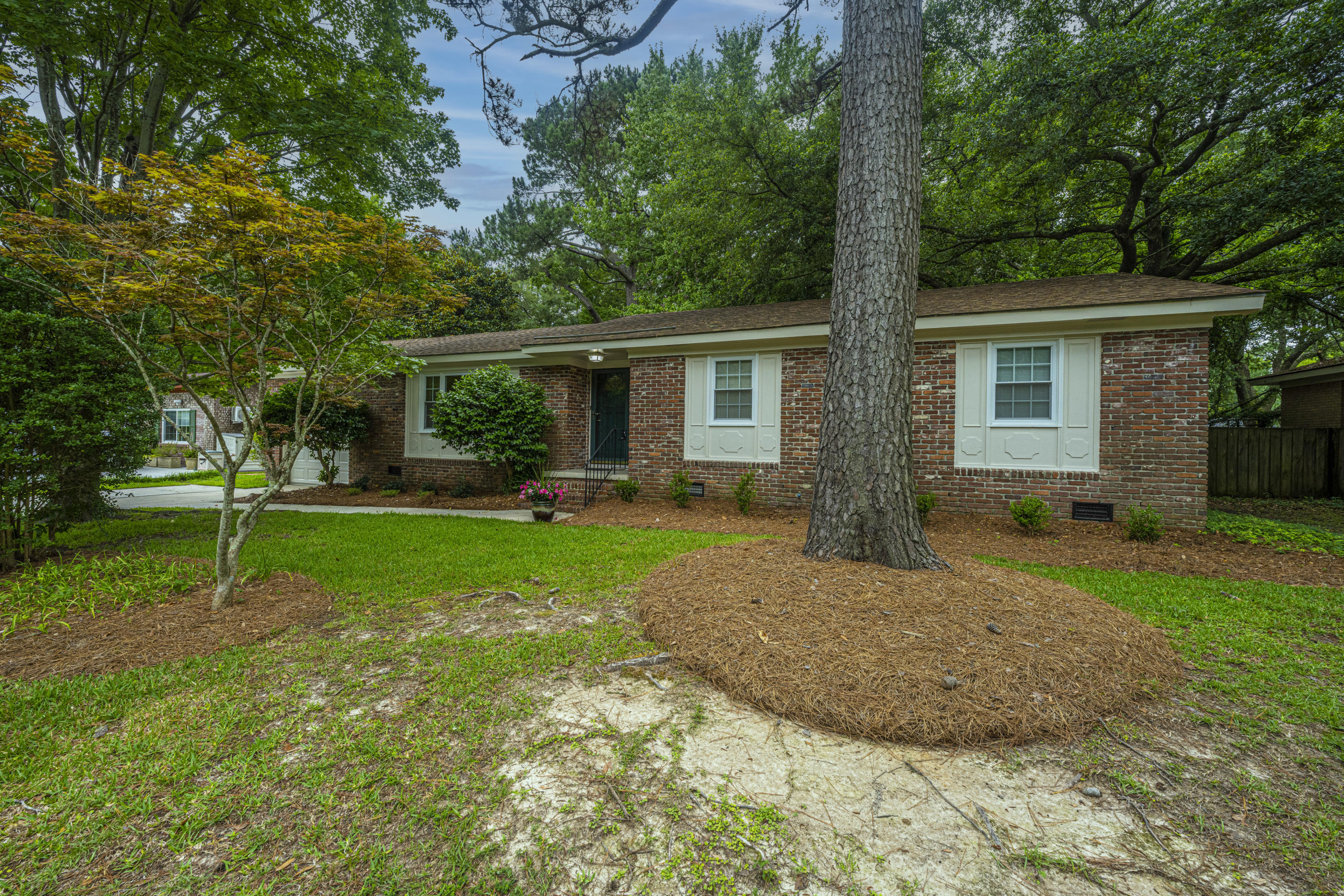23 Boardman Road Charleston, SC 29407 - Photo 8 of 43 Another Front View