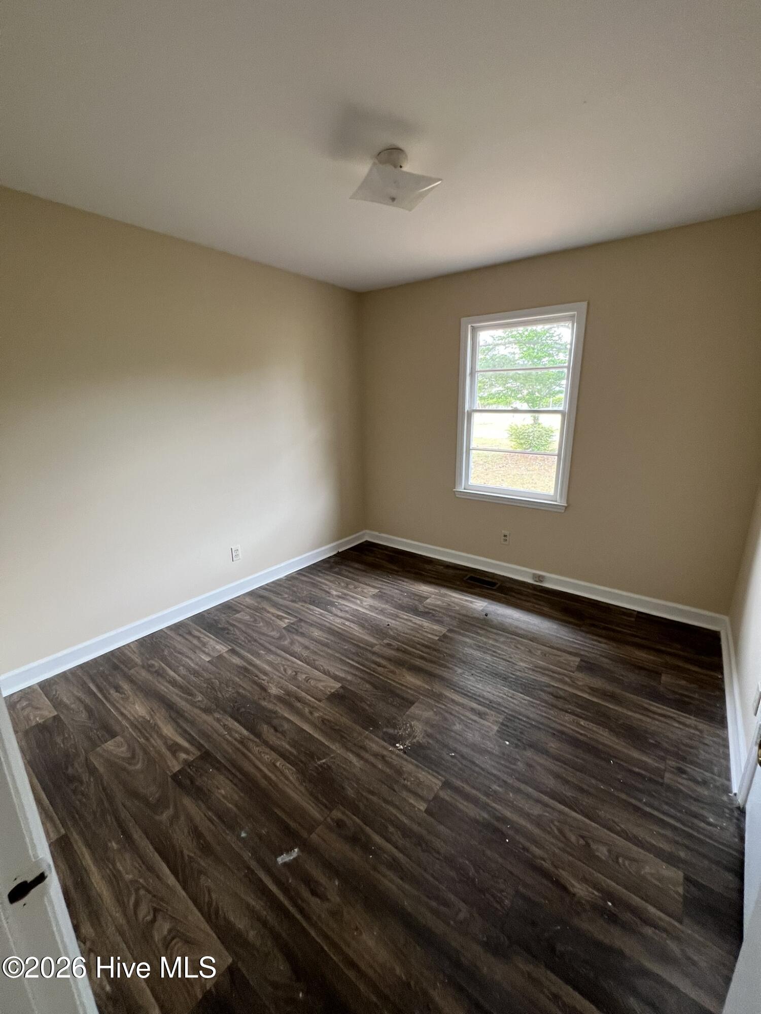 809 Fox Street Elizabethtown, NC 28337 - Photo 10 of 11 Bedroom 4