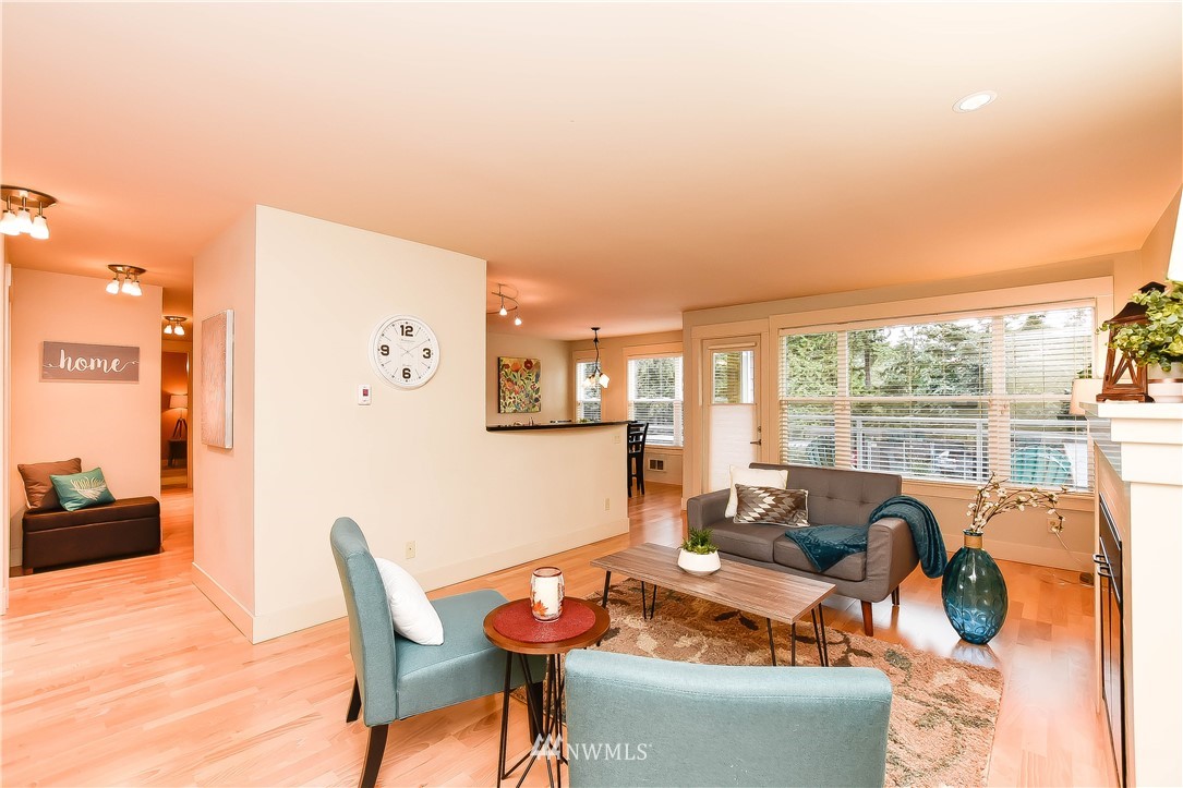 23015 Edmonds Way, Unit A205 Edmonds, WA 98020 - Photo 5 of 25 Gallery Image 5