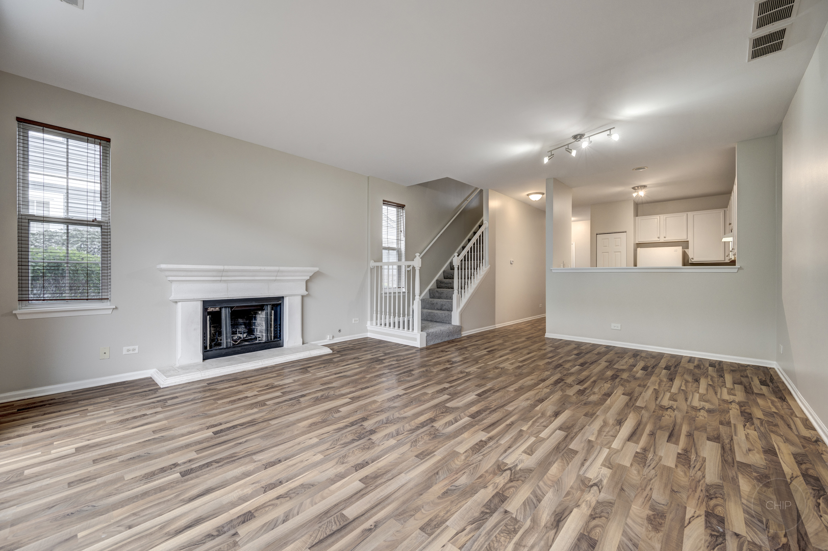 2412 Golf Ridge Circle Naperville, IL 60563 - Photo 13 of 33
