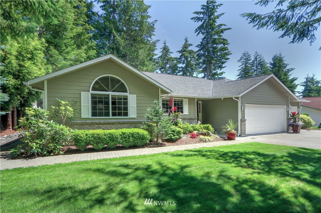 211 East Soderberg Road Allyn, WA 98524 - Photo 1 of 25 Gallery Image 1