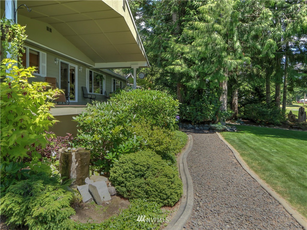 211 East Soderberg Road Allyn, WA 98524 - Photo 23 of 25 Gallery Image 23