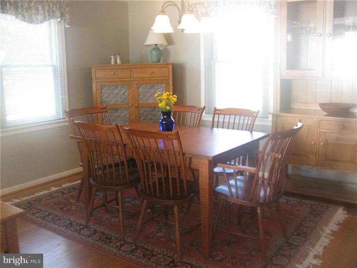 205 Paper Mill Road Oreland, PA 19075 - Photo 10 of 24 Dining Room