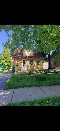 $220,000 | 77 South Melrose Avenue, Elgin, IL 60123