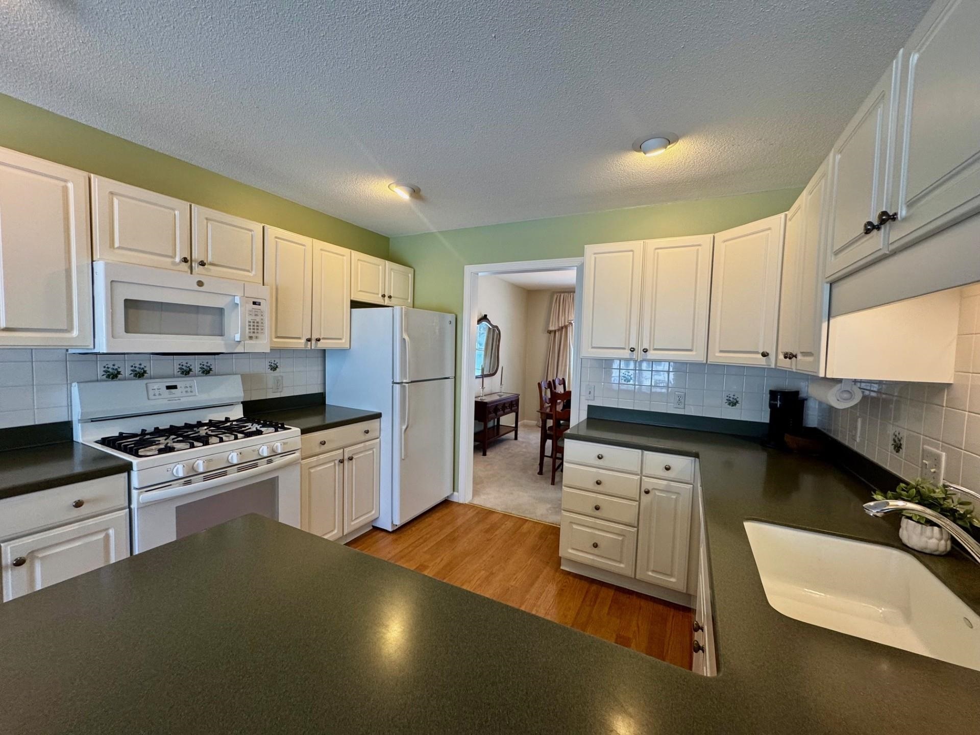 2 South View Drive Keene, NH 03431 - Photo 7 of 28