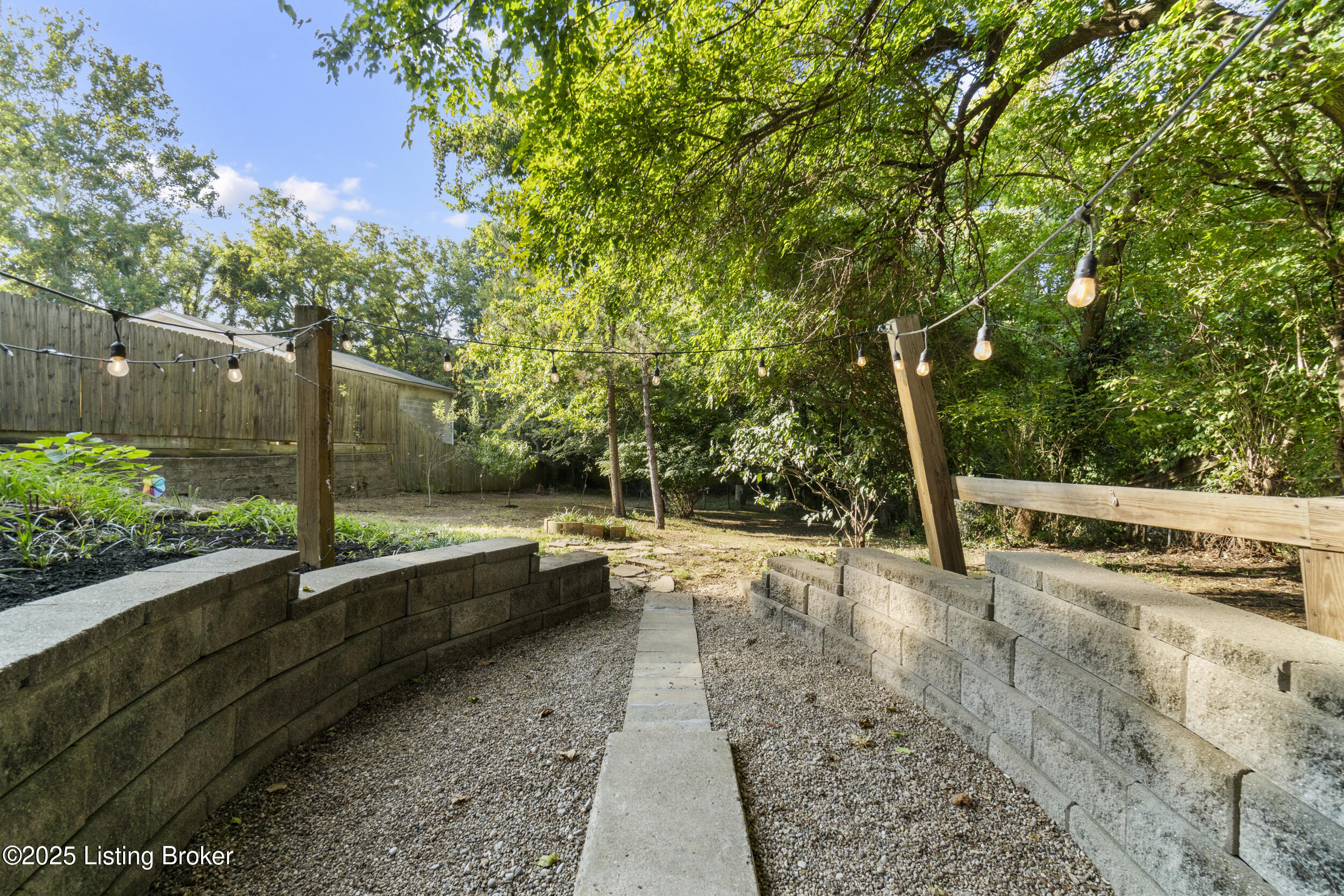 3031 University Road Louisville, KY 40206 - Photo 33 of 49 dsc03646