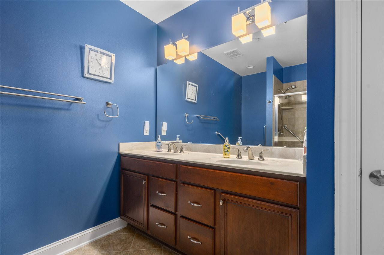 10400 Rosegate Court, Unit 301 Raleigh, NC 27617 - Photo 14 of 24 Photo 14