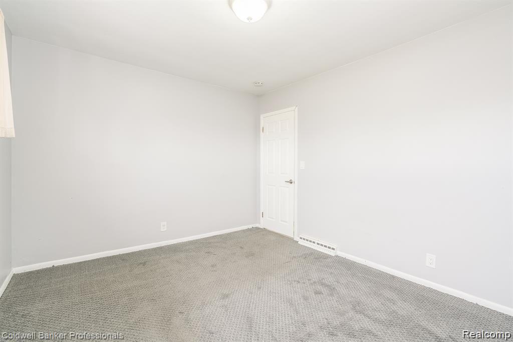 7851 East Haggerty Road Belleville, MI 48111 - Photo 9 of 16
