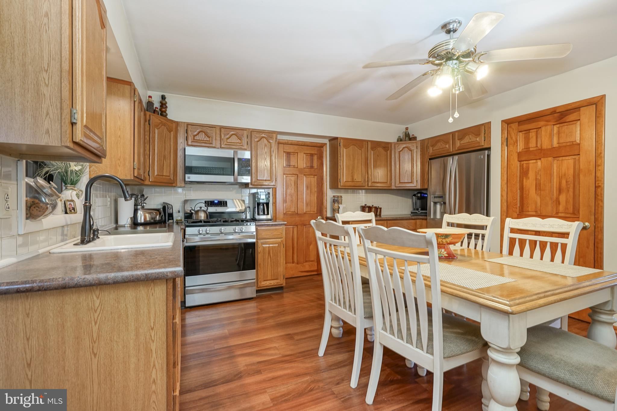 12 Henry Street Riverside, NJ 08075 - Photo 14 of 41 Kitchen