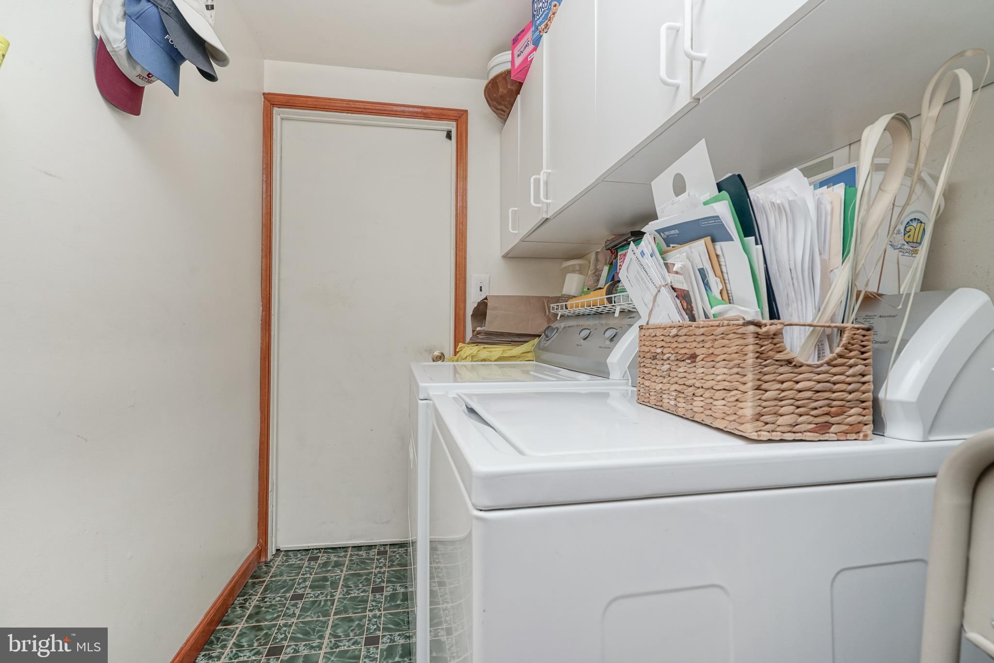 12 Henry Street Riverside, NJ 08075 - Photo 19 of 41 Laundry Room With Garage Entrance