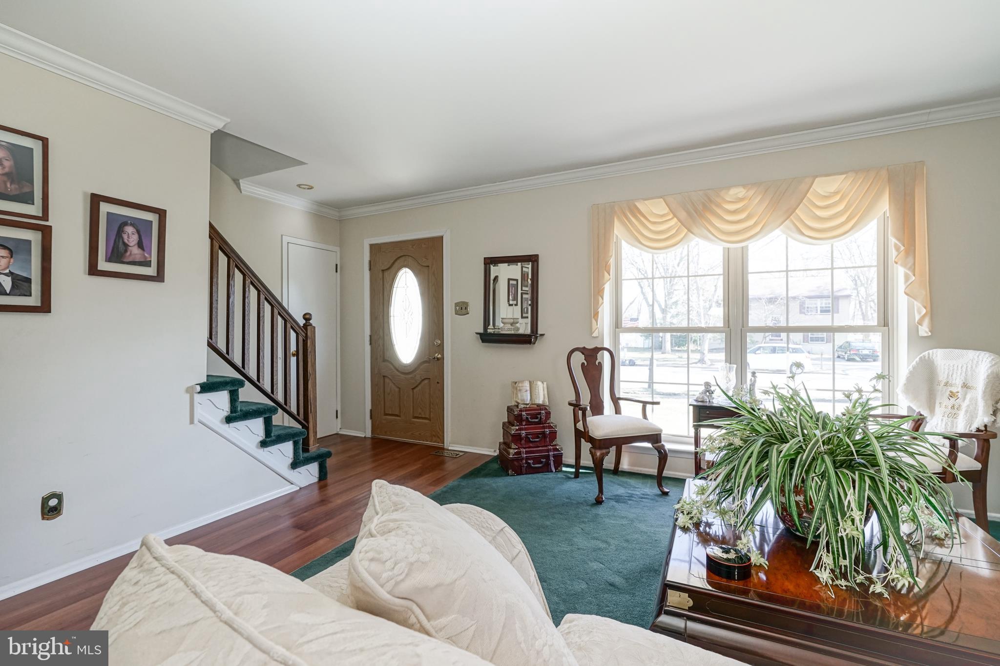 12 Henry Street Riverside, NJ 08075 - Photo 7 of 41 Living Room Entrance (Front Door)
