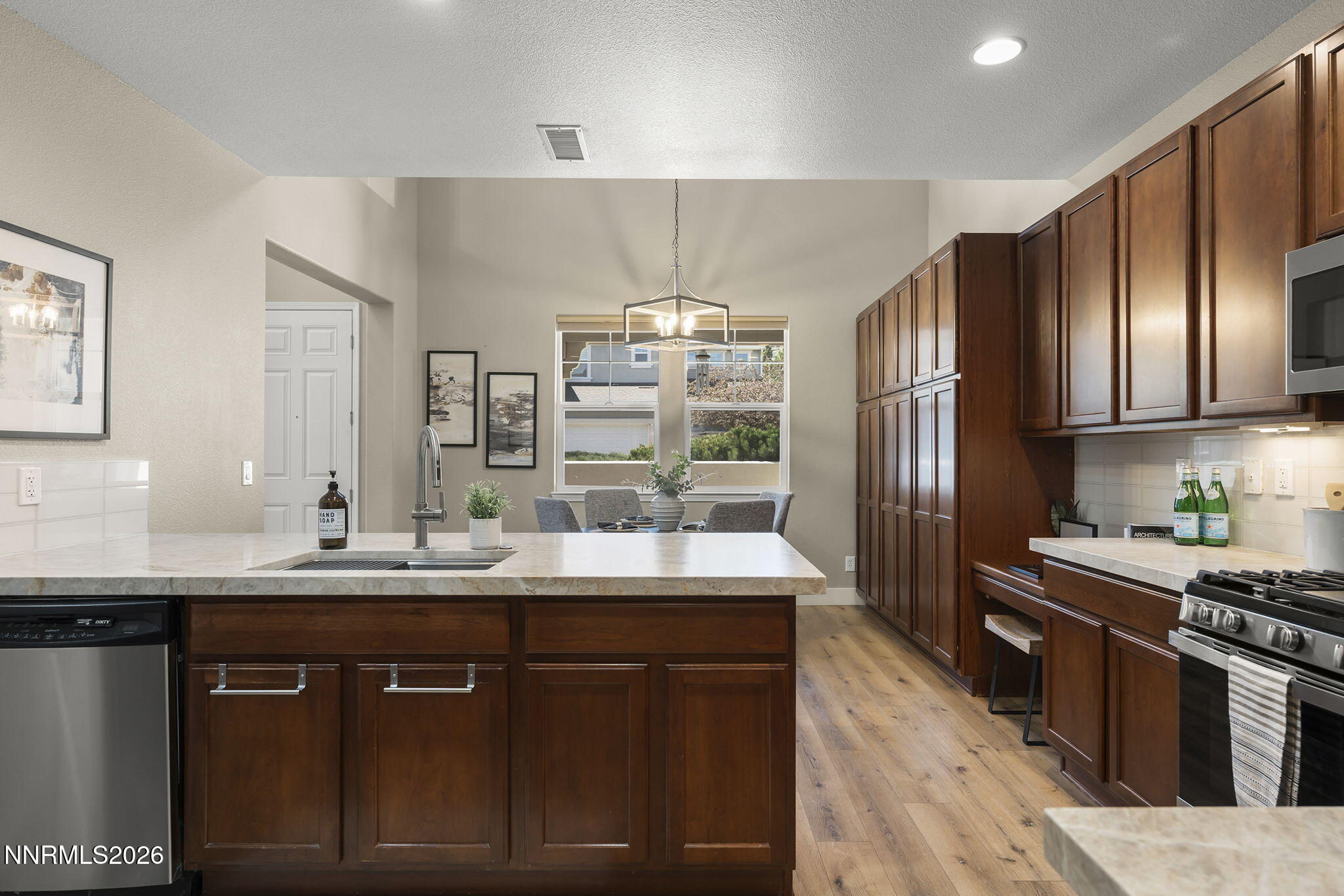 2155 Falling Star Loop Reno, NV 89523 - Photo 15 of 30 15-web-or-mls-_DSC5901