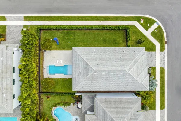 $15,500 | 8227 Oceanus Drive, Boca Raton, FL 33496