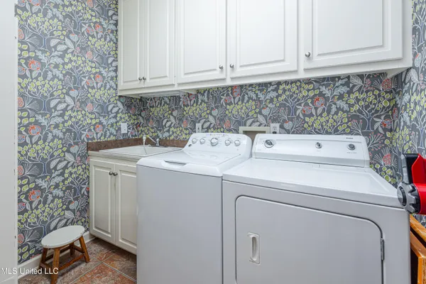 $325,000 | 1850 Fairchild Road, Meridian, MS 39307