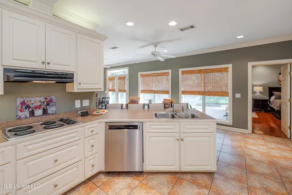 $325,000 | 1850 Fairchild Road, Meridian, MS 39307