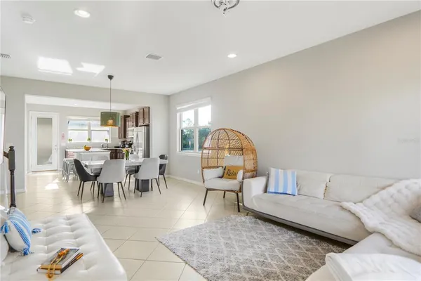 $2,950 | 7245 Half Moon Lake Drive, Winter Garden, FL 34787