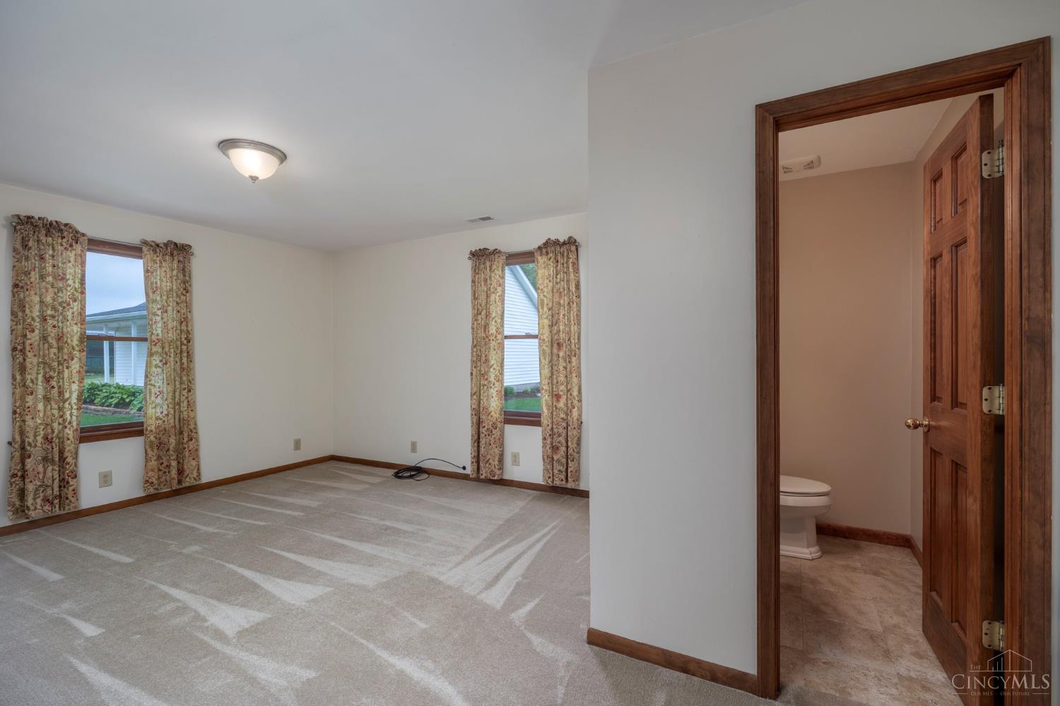 6043 Panhandle Road New Vienna, OH 45159 - Photo 16 of 76 Gallery Image 16