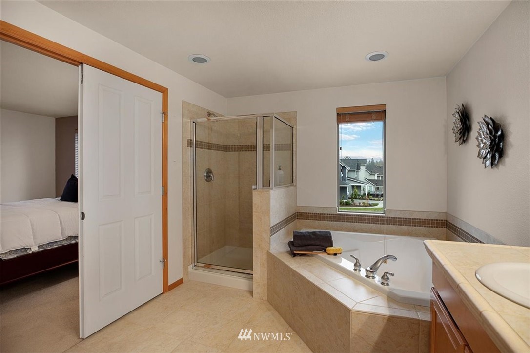 21521 41st Avenue Southeast Bothell, WA 98021 - Photo 23 of 33