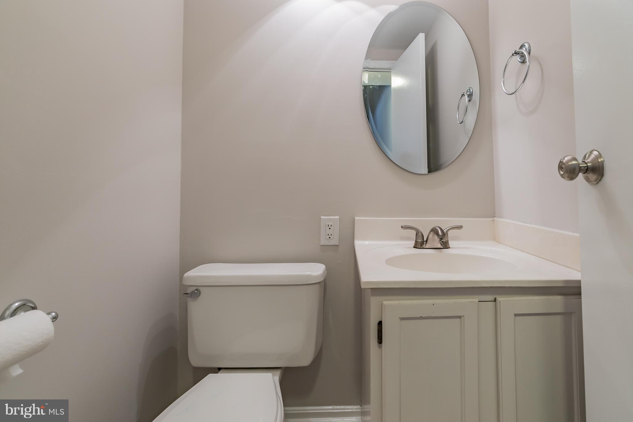 7302 Rokeby Drive Manassas, VA 20109 - Photo 27 of 30 1/2 Bath